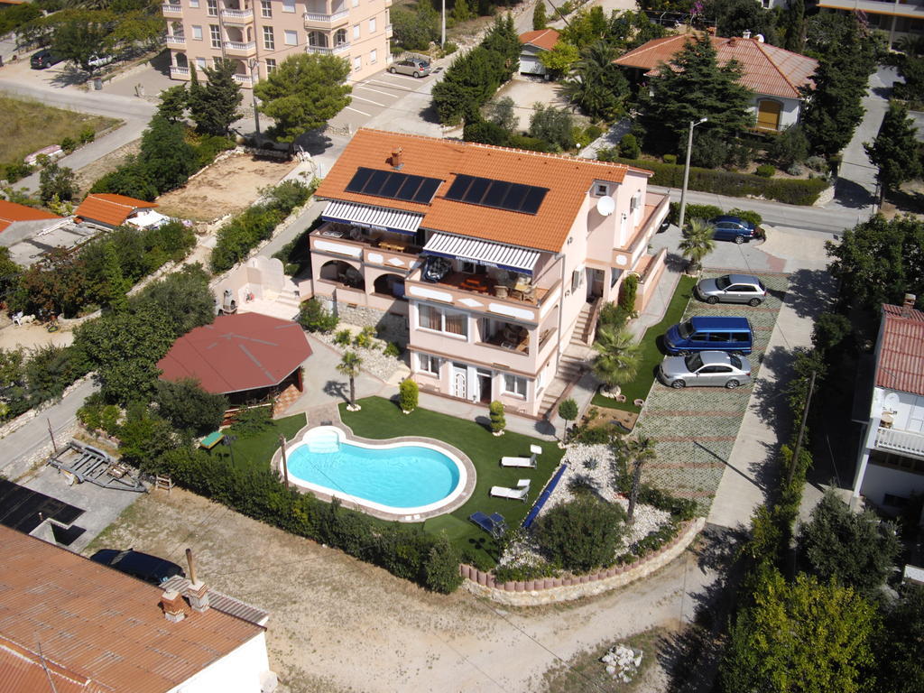 Apartments Stengl Barbat na Rabu Exterior photo