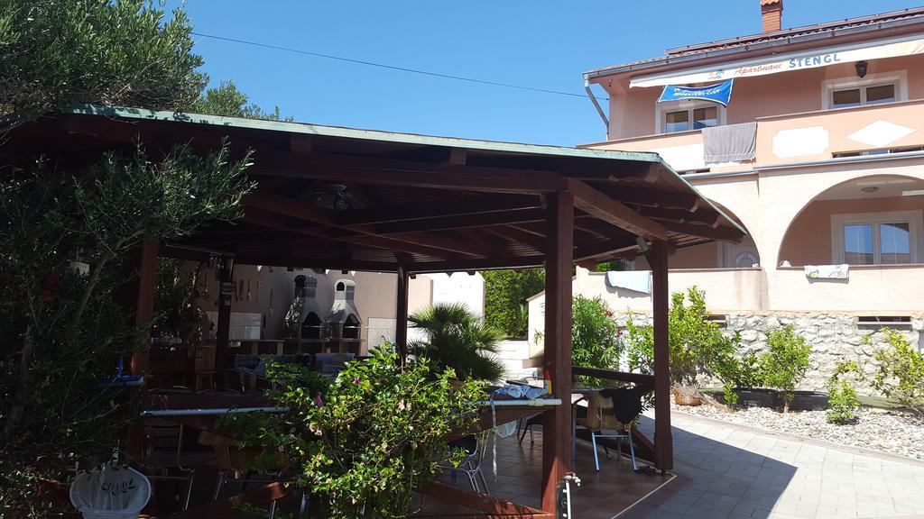 Apartments Stengl Barbat na Rabu Exterior photo